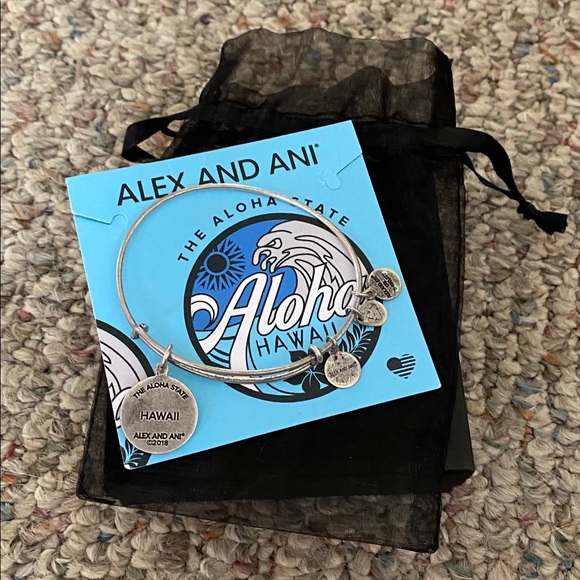 Alex and Ani Hawaii Exclusive Aloha Bracelet - Picture 3 of 4